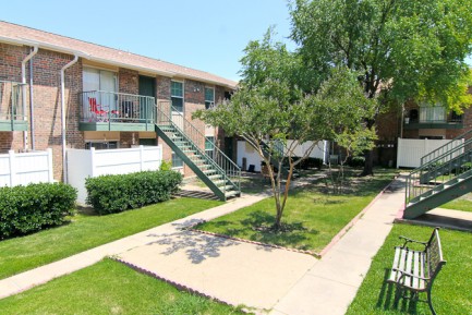 Lakeside Village Multi Family Apartments for Sale in Dallas TX