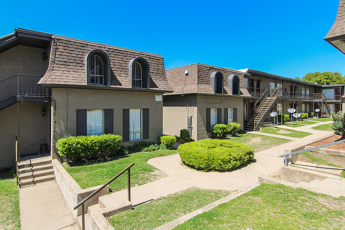 Casa Flores FluellenHoover Multifamily Group