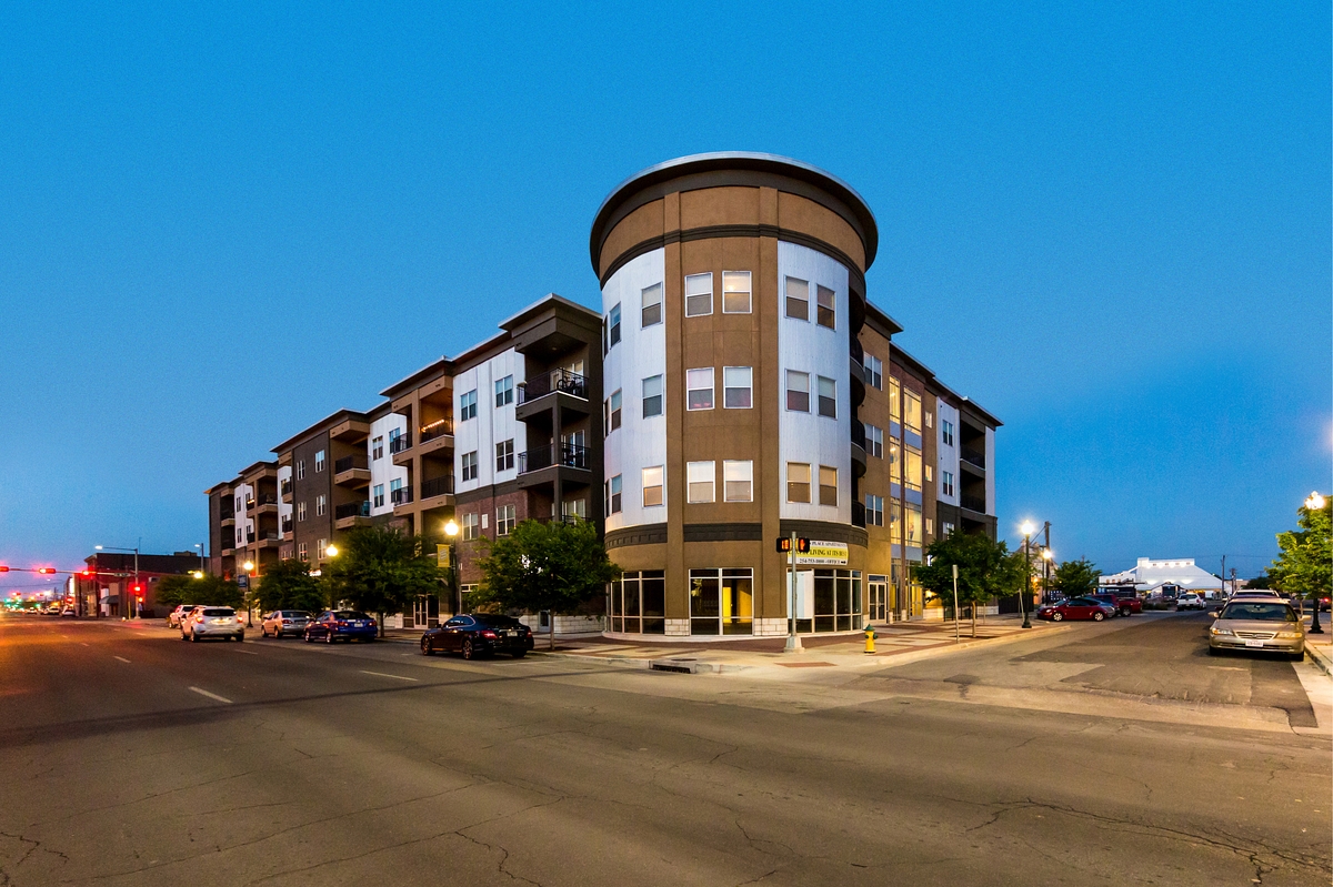 Franklin Place FluellenHoover Multifamily Group