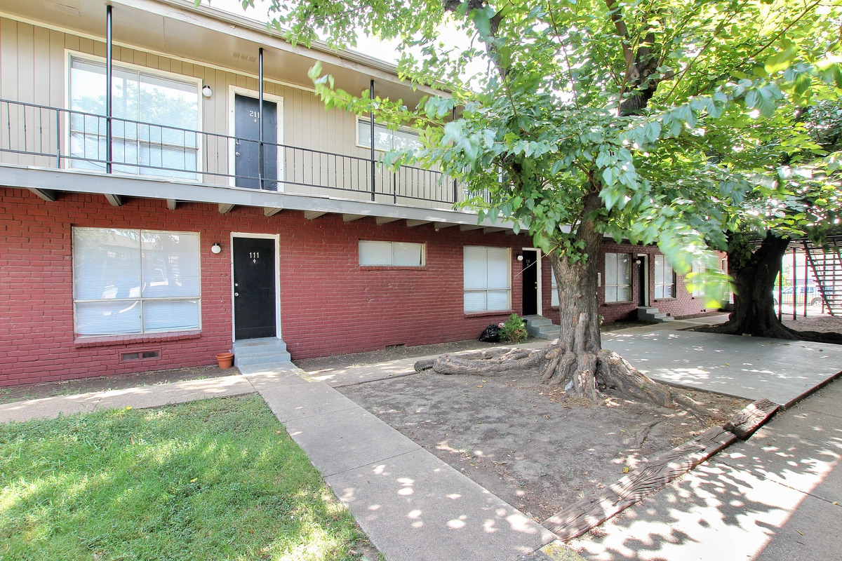Whisperwood FluellenHoover Multifamily Group