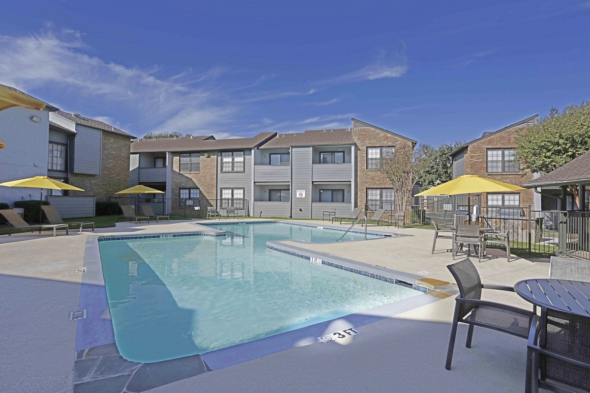 Lamar Union FluellenHoover Multifamily Group