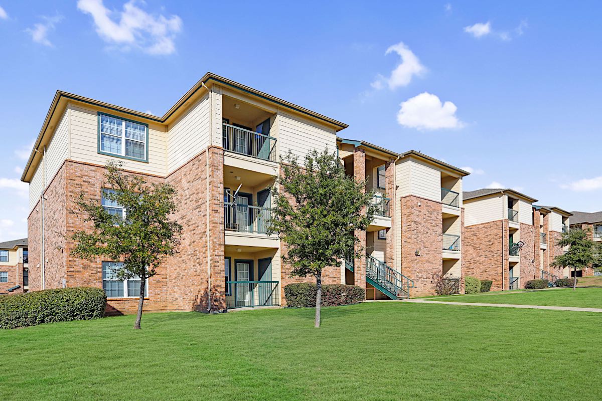 Timber Oaks FluellenHoover Multifamily Group
